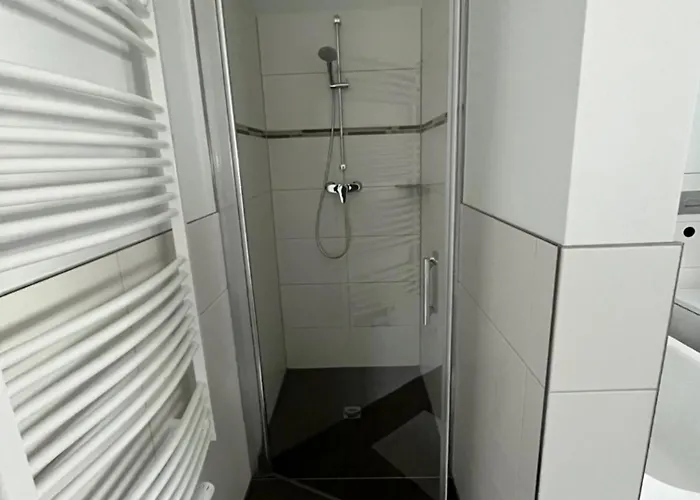 Modernes In Semesterbostad *